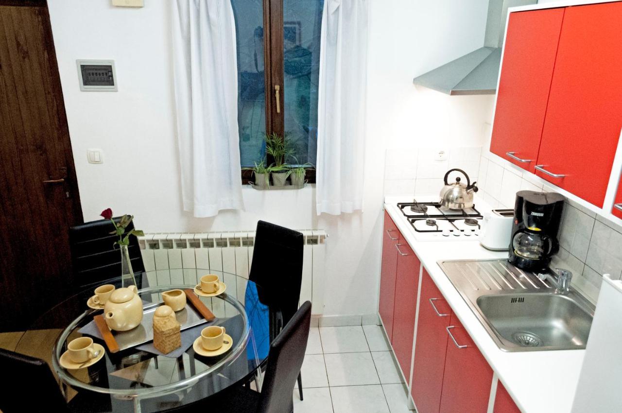 Apartment Rosa 1 Rovinj Bagian luar foto