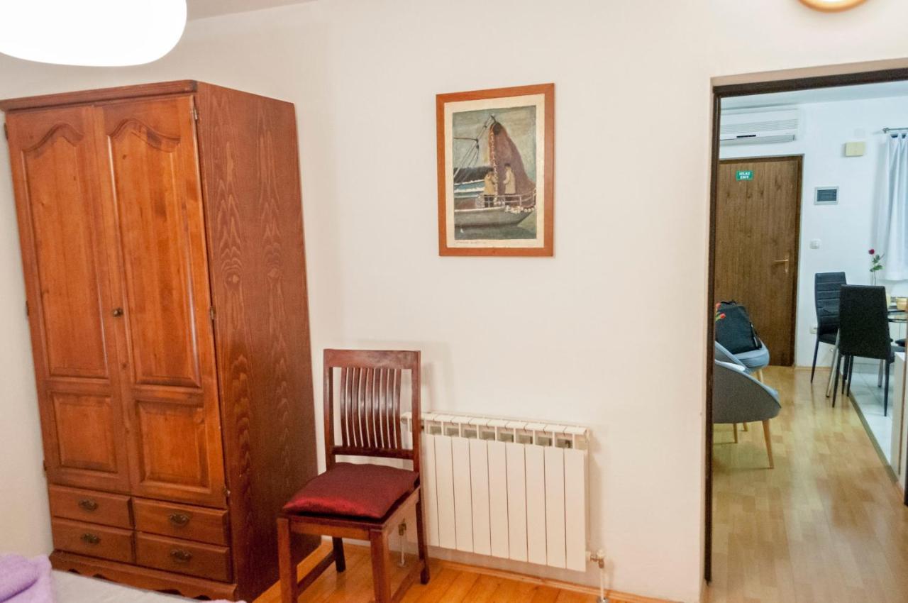 Apartment Rosa 1 Rovinj Bagian luar foto